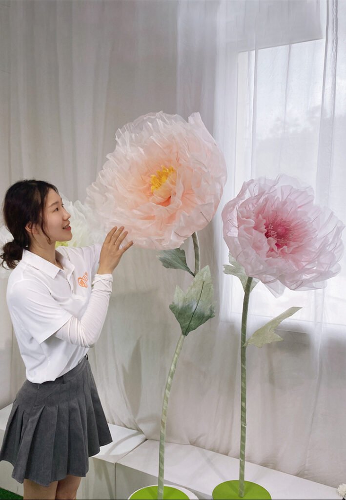 Large-scale giant paper flower decorations for shopping malls, wedding decorations, wedding props, window displays, and finished handmade paper flowers